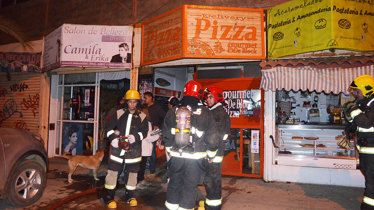 20160331 Amago de Incendio Pizzeria Pichilemu