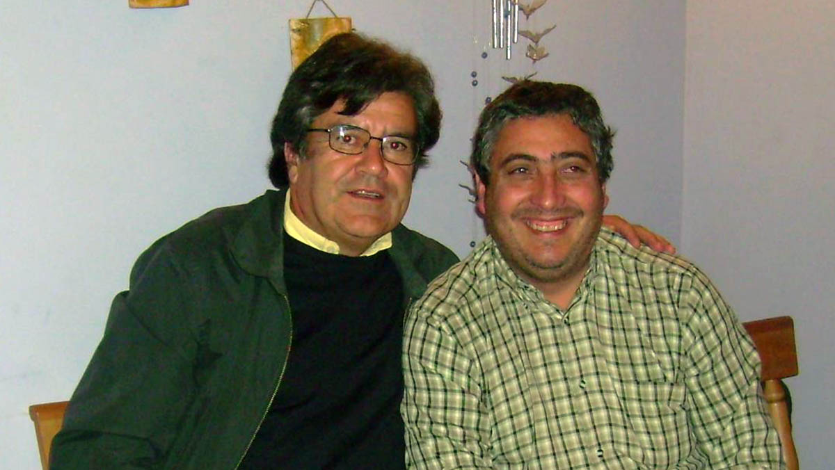 El profesor Ramón Donoso junto al entonces concejal, hoy alcalde René Acuña, en 2012.
