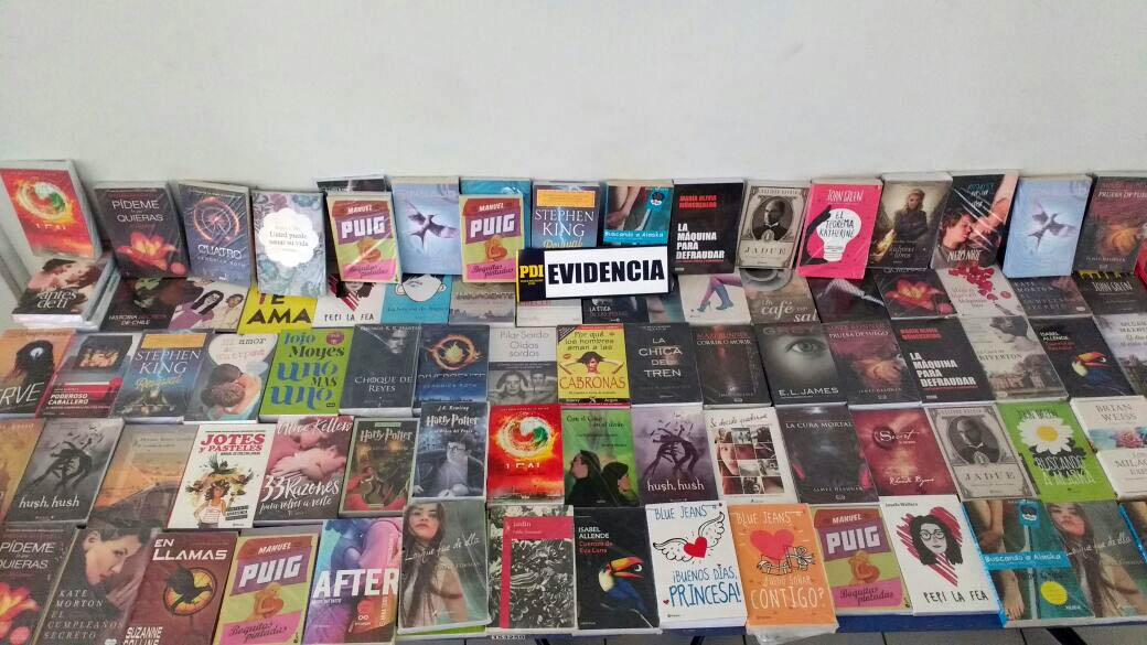 20161004-libros-falsificados-chimbarongo-jpg
