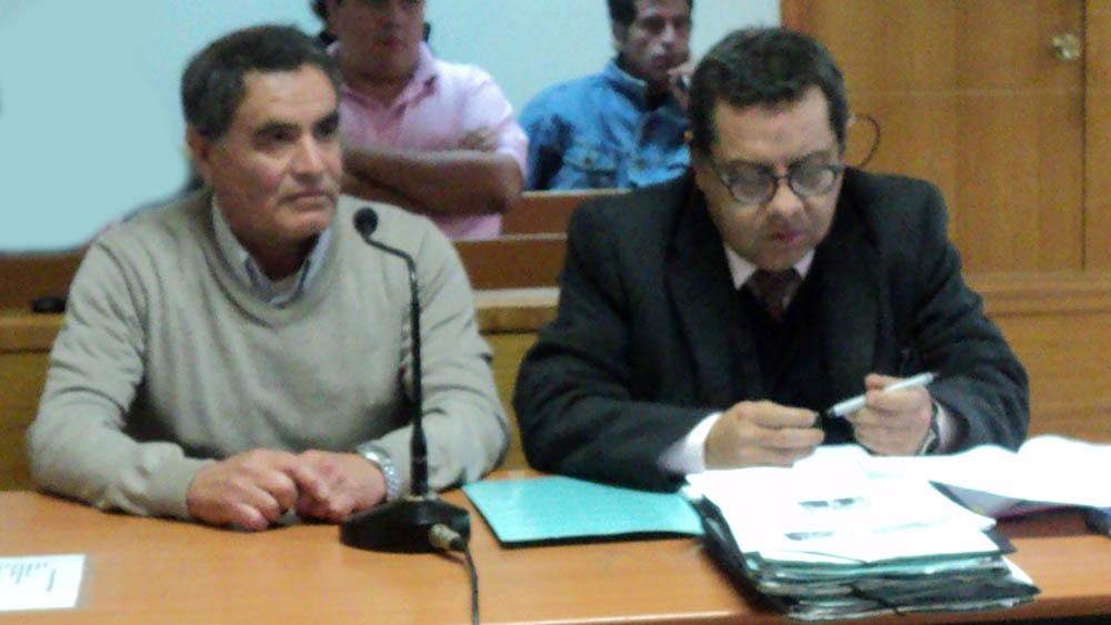 El concejal de Pichilemu Aldo Polanco Contreras, y el abogado Renato Cárcamo Solís.