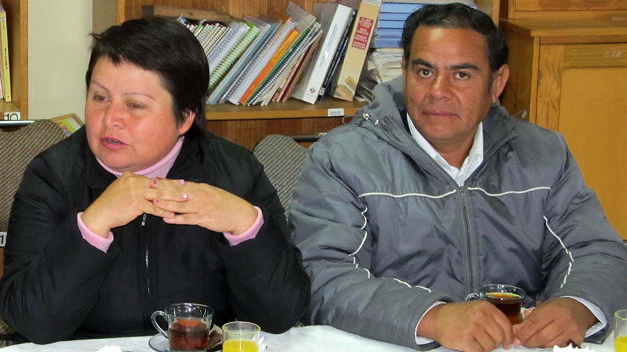 Sus padres Berta Cáceres y Patricio Jorquera, en una fotografía de archivo. Foto: Esteban Araneda.